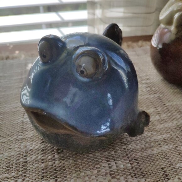 Art Pottery Figurines Set of 3, VTG Whimsical Spherical Fish Frog 6.75" - Picture 6 of 15